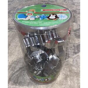 Wilton Holiday 10-Pc Christmas Cookie Cutter Set‎ Metal Holiday Baking